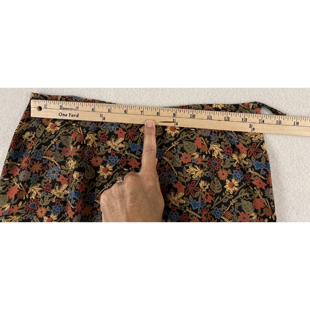 Womens Ditsy Floral Y2K Midi Skirt Sz 4 Whimsical Garden Cottage Rayon Flutter - Picture 5 of 10